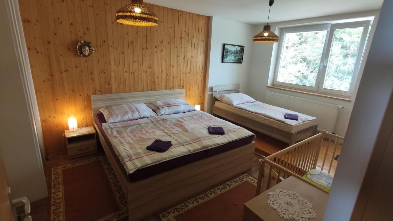 Privat Bea Apartment Podturen Exterior photo